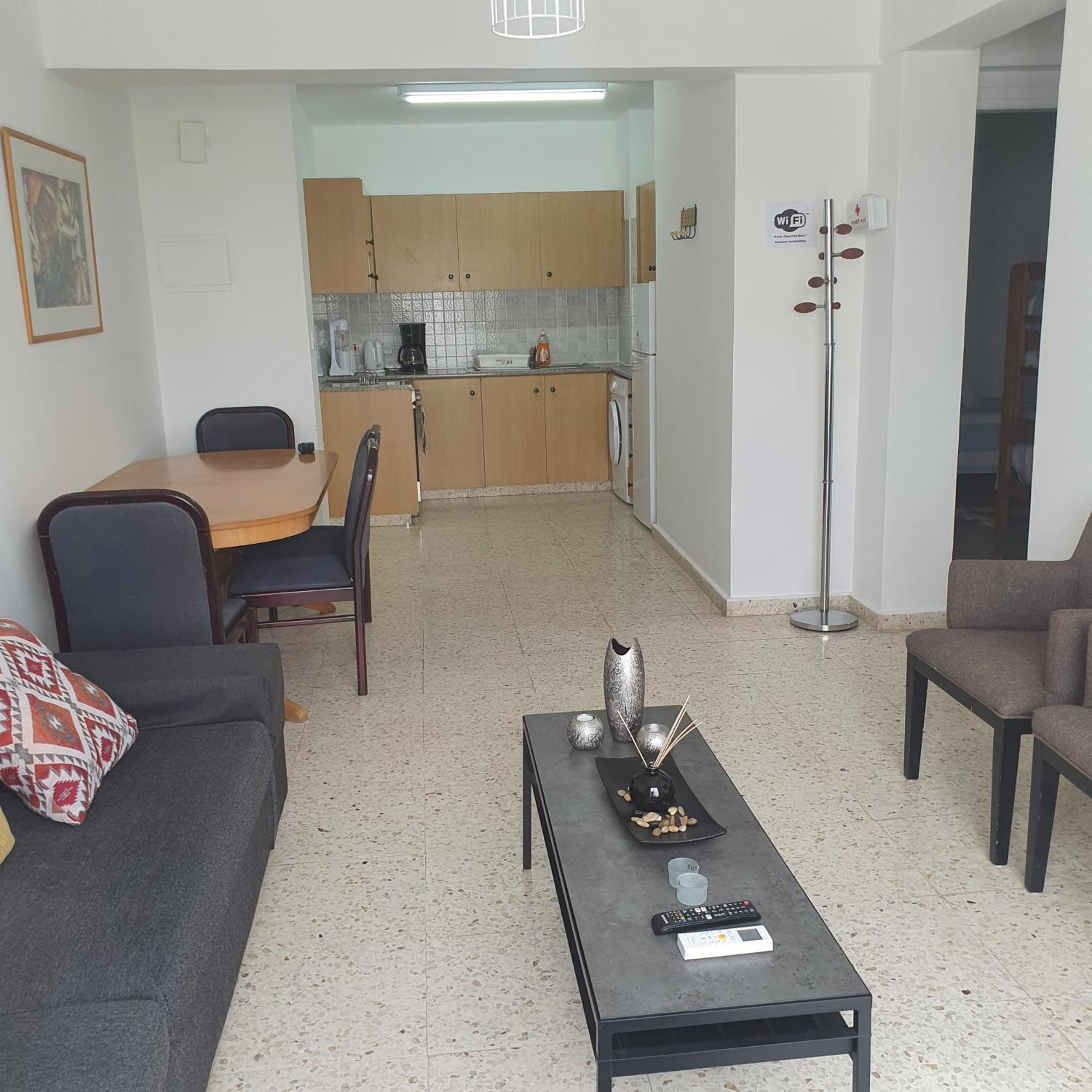 G&E Harbour Apartments Lachi Exterior foto