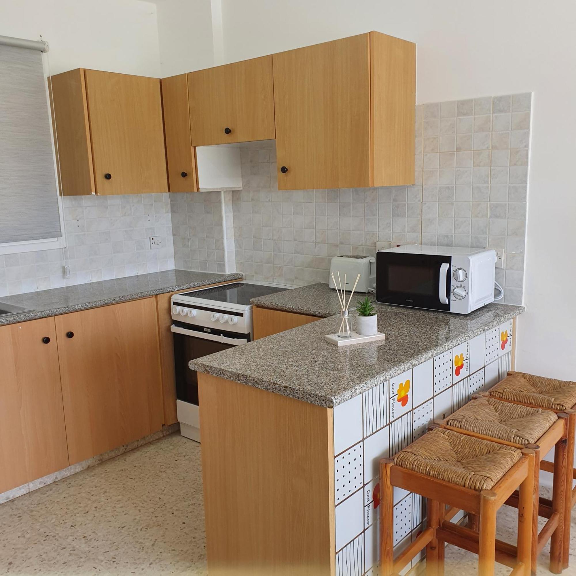 G&E Harbour Apartments Lachi Exterior foto
