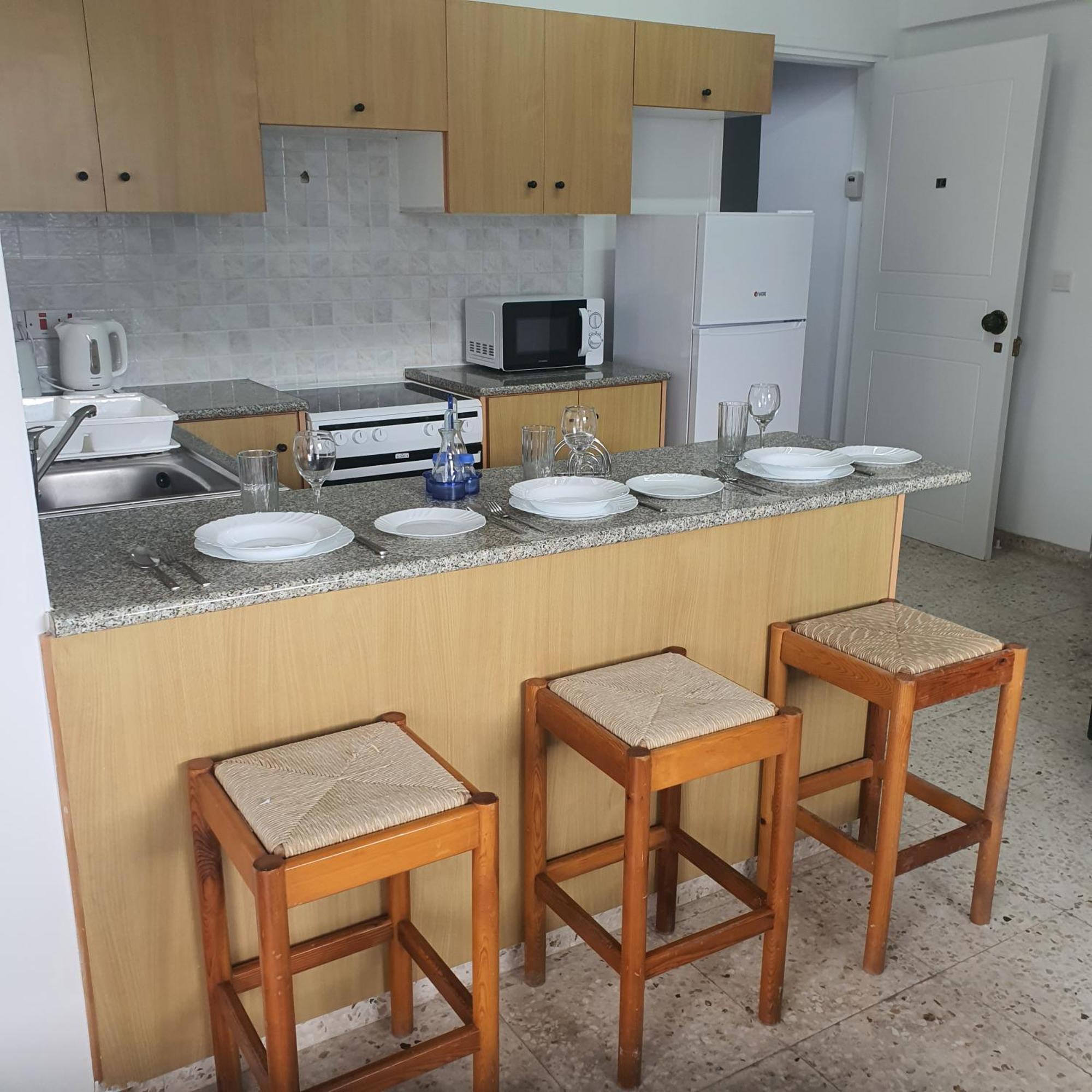 G&E Harbour Apartments Lachi Exterior foto